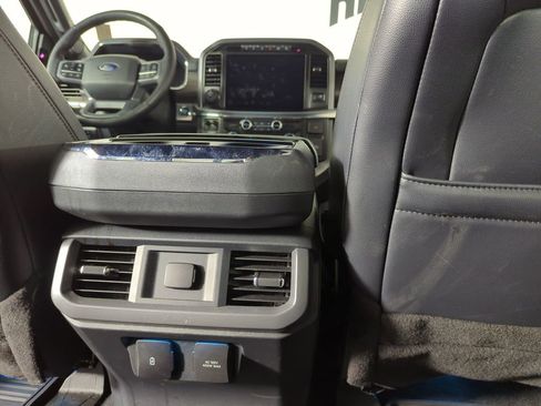 Used 2024 Ford F150 Lariat w/ FX4 Off-Road Package image 30