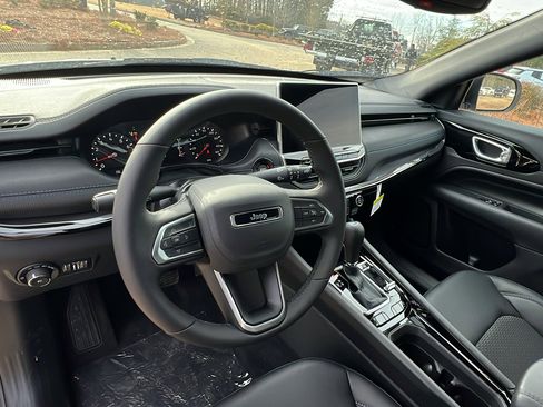 New 2026 Jeep Compass Latitude image 20