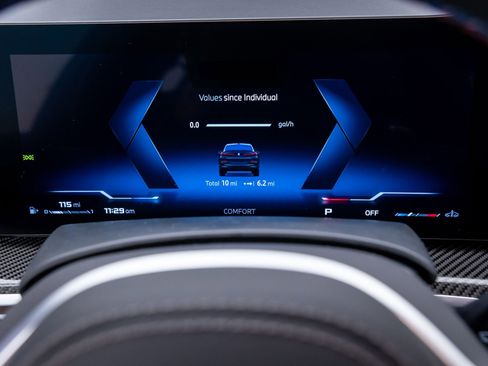 New 2026 BMW X6 M60i image 23