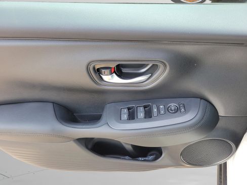 New 2026 Honda HR-V LX image 22