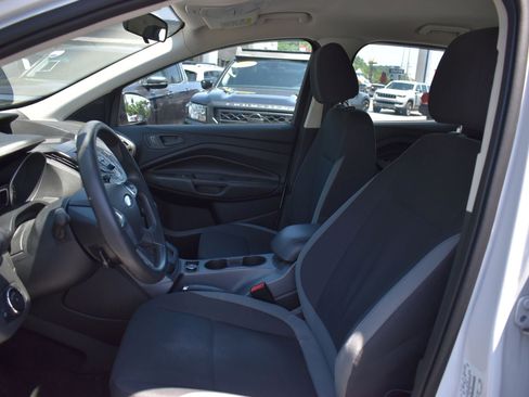 Used 2014 Ford Escape S FWD image 13