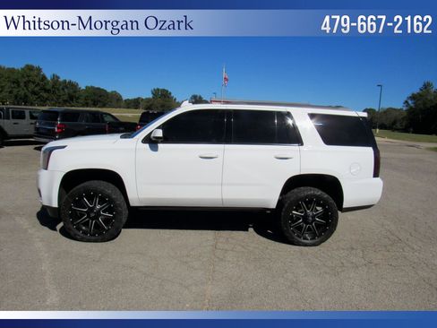 Used 2017 GMC Yukon SLE w/ SLE Value Package image 7