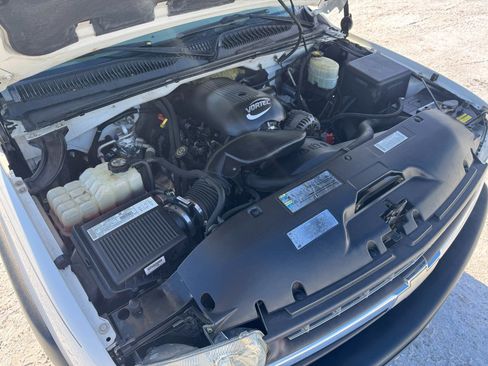 Used 2002 Chevrolet Silverado 1500 LT w/ Off-Road Skid Plate Pkg image 23