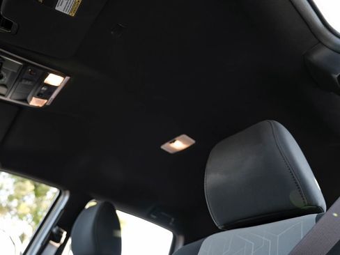 Used 2023 Toyota Tacoma TRD Off-Road image 31