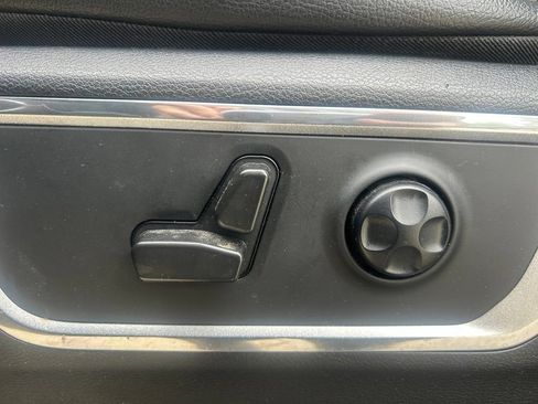 Used 2021 RAM 1500 Laramie AWD/4WD image 11