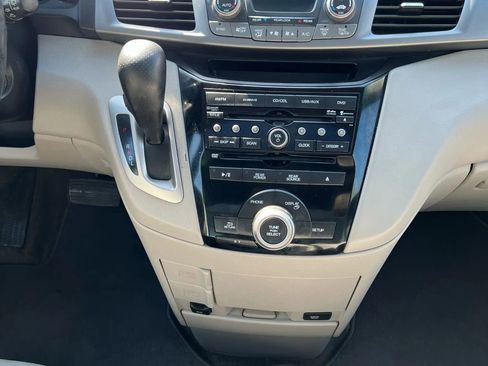 Used 2012 Honda Odyssey EX-L image 12