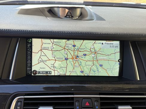 Used 2014 BMW 750Li image 19