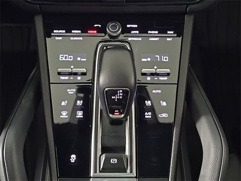 Certified 2022 Porsche Cayenne image 23