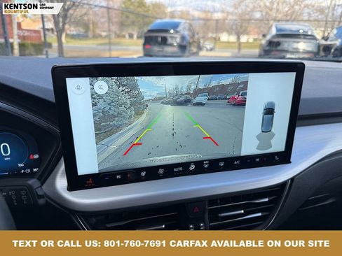 Used 2025 Ford Escape Platinum image 25