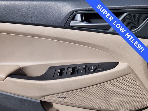 Used 2017 Hyundai Tucson Limited w/ Limited Ultimate Package 03 image 9