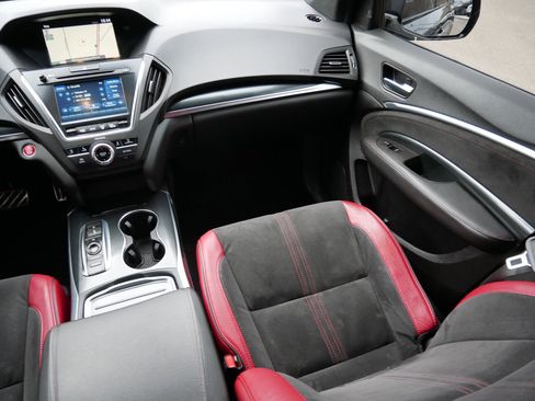 Used 2019 Acura MDX A-Spec image 11