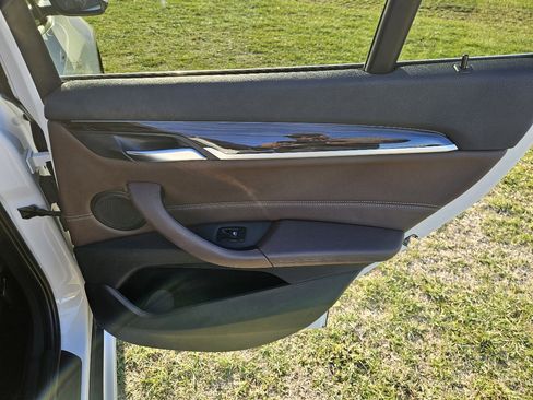 Used 2018 BMW X1 xDrive28i image 26