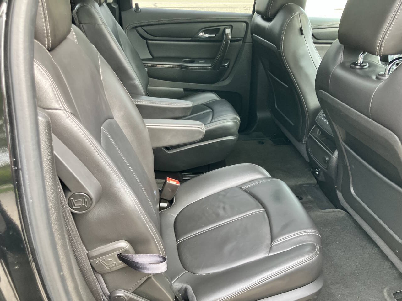 Used 2017 GMC Acadia Limited SLT AWD/4WD image 27