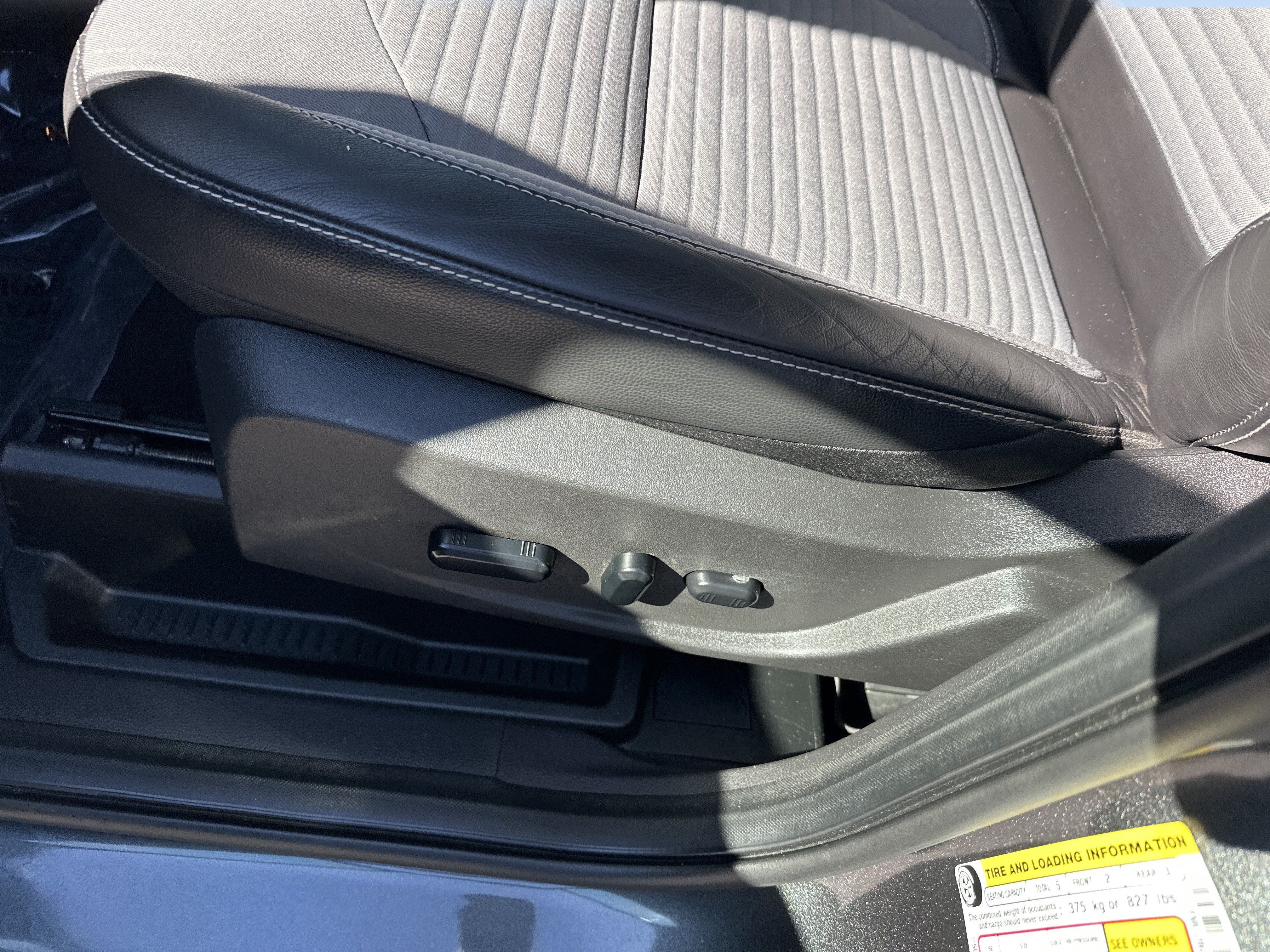 Used 2019 Ford Escape SE AWD/4WD image 10