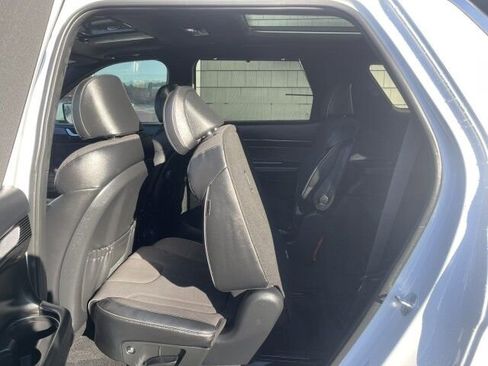 Used 2024 Hyundai Palisade Calligraphy image 18
