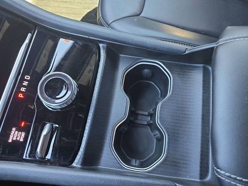 Used 2024 Jeep Grand Cherokee L Limited w/ Black Appearance Package image 28