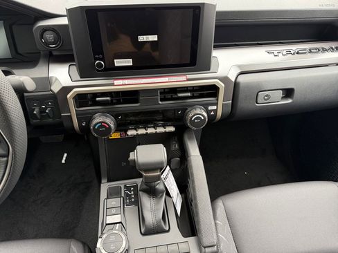 New 2025 Toyota Tacoma SR5 AWD/4WD image 11