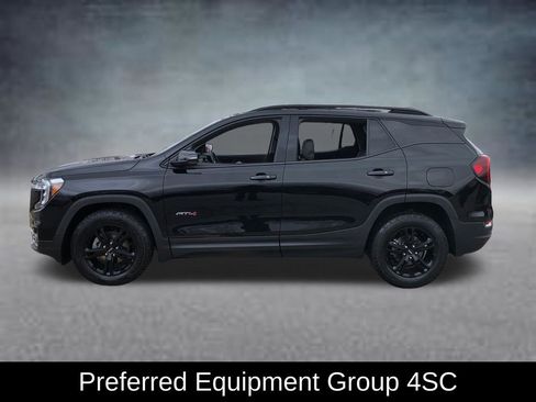 Used 2022 GMC Terrain AT4 AWD/4WD image 3