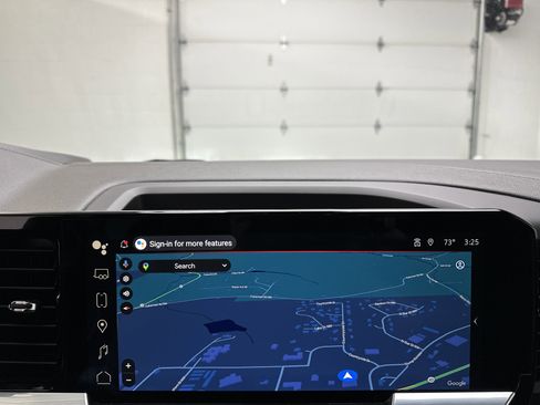 Used 2025 GMC Sierra 1500 SLT image 35