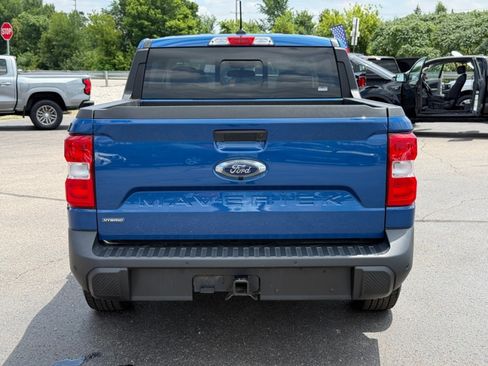 Used 2024 Ford Maverick Lariat FWD image 7