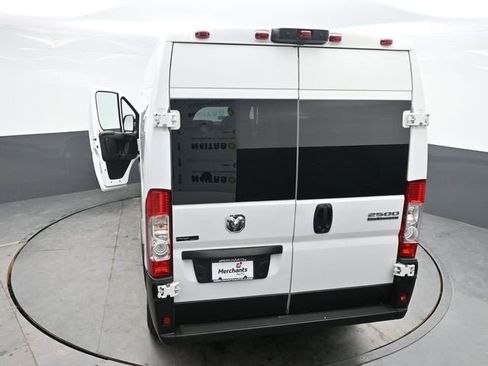 Used 2023 RAM ProMaster 2500 FWD image 30