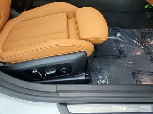 Used 2025 BMW 330i Sedan RWD image 30