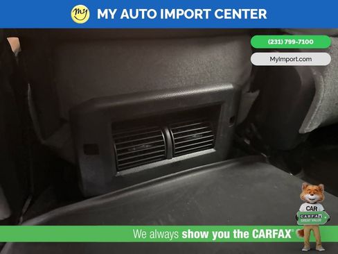 Used 2017 RAM 2500 SLT image 26