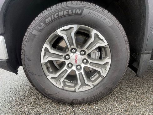 Certified 2025 GMC Sierra 1500 SLT AWD/4WD image 34