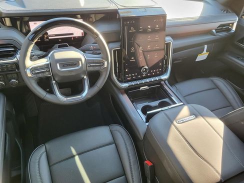 New 2026 GMC Yukon XL Denali w/ Denali Reserve Package image 6
