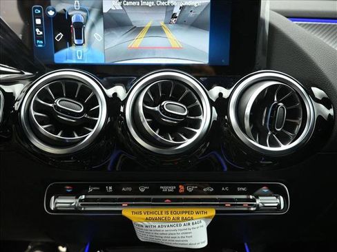 Certified 2026 Mercedes-Benz GLA 250 4MATIC image 12