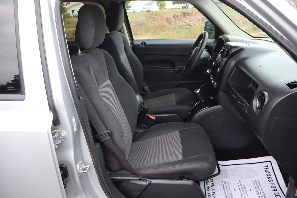 Used 2013 Jeep Patriot Sport AWD/4WD image 22