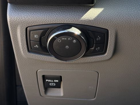 Used 2019 Ford F150 XL w/ Equipment Group 101A Mid RWD image 22