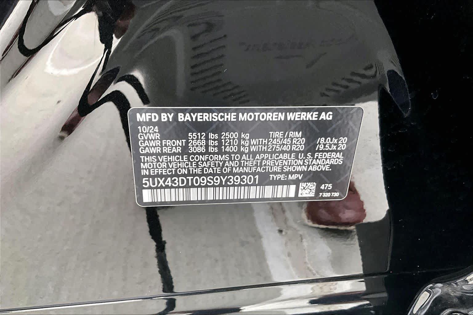 Used 2025 BMW X4 M40i w/ Premium Package AWD/4WD image 32