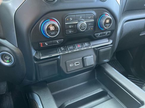 Used 2021 Chevrolet Silverado 1500 LT Trail Boss w/ Bed Protection Package image 12