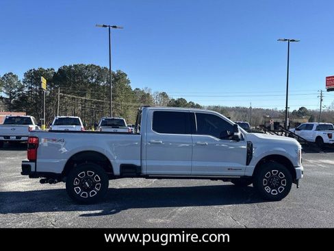 Used 2025 Ford F250 Platinum image 8
