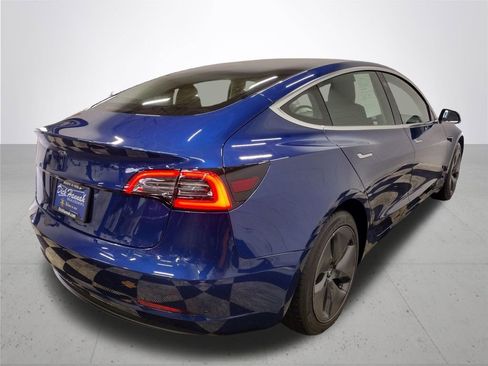 Used 2019 Tesla Model 3 image 11