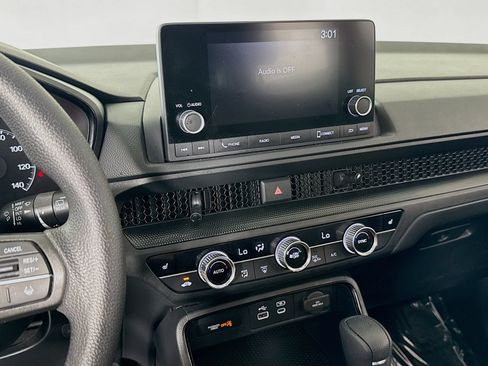 Used 2025 Honda CR-V EX image 15