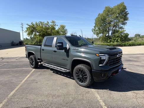 New 2026 Chevrolet Silverado 2500 LT w/ Trail Boss Package AWD/4WD image 4