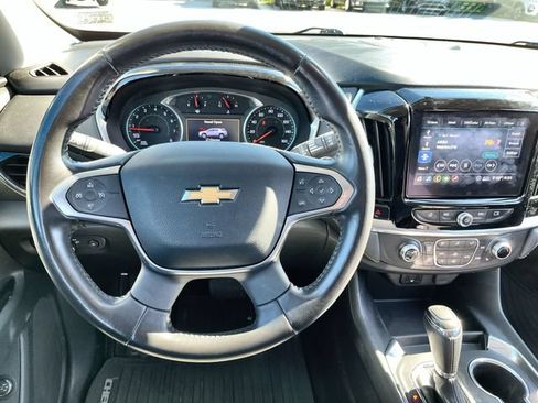 Used 2020 Chevrolet Traverse LT AWD/4WD image 12