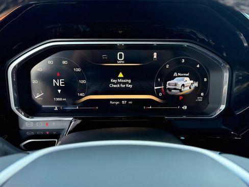 Used 2026 GMC Sierra 1500 SLT w/ SLT Premium Package image 10