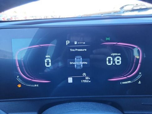 Used 2024 Kia Sportage X-Line w/ X-Line Premium Package image 17