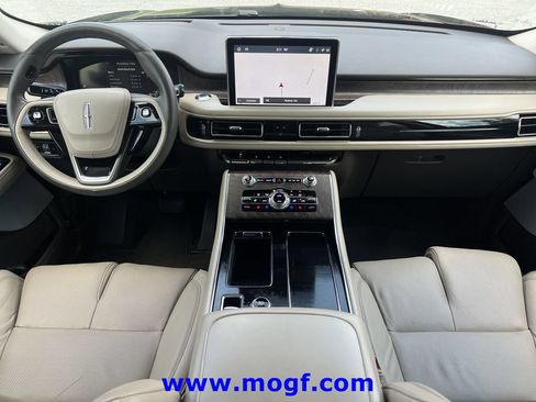 Used 2022 Lincoln Aviator Reserve w/ Equipment Group 201A AWD/4WD image 5