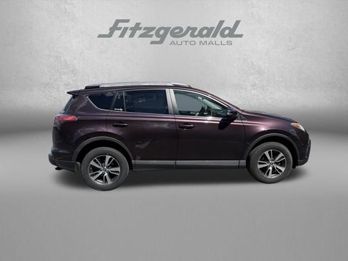 Used 2018 Toyota RAV4 XLE w/ Plus Extra Value Package AWD/4WD image 8