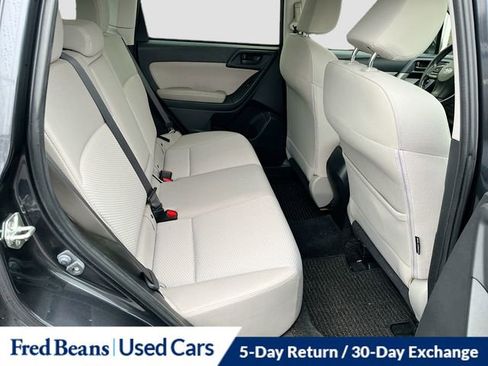 Used 2016 Subaru Forester 2.5i Premium image 28