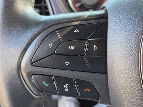 Used 2018 Dodge Challenger SXT RWD image 23