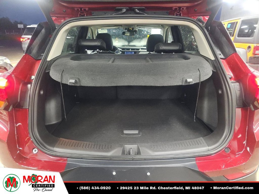Used 2023 Buick Encore GX Essence w/ Experience Buick Package FWD image 6