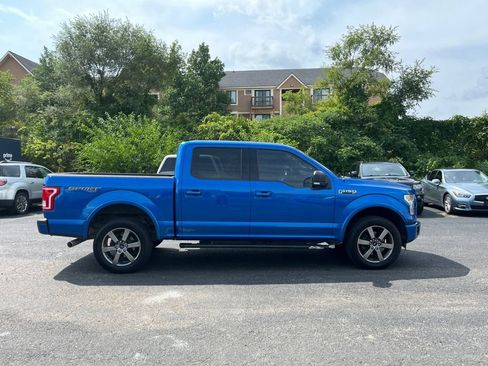 Used 2015 Ford F150 XLT w/ Equipment Group 302A Luxury AWD/4WD image 9
