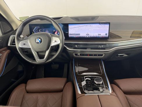 Certified 2025 BMW X7 xDrive40i w/ Premium Package AWD/4WD image 31