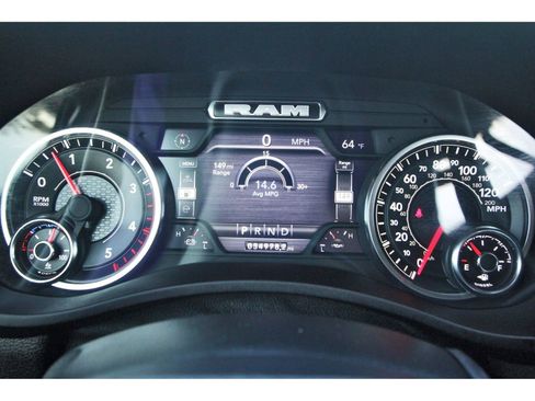 Used 2024 RAM 3500 Laramie w/ Night Edition image 17