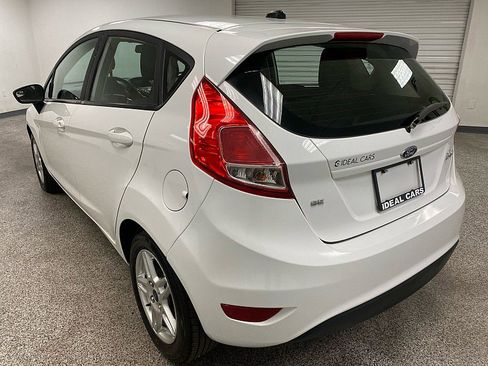 Used 2017 Ford Fiesta SE image 7